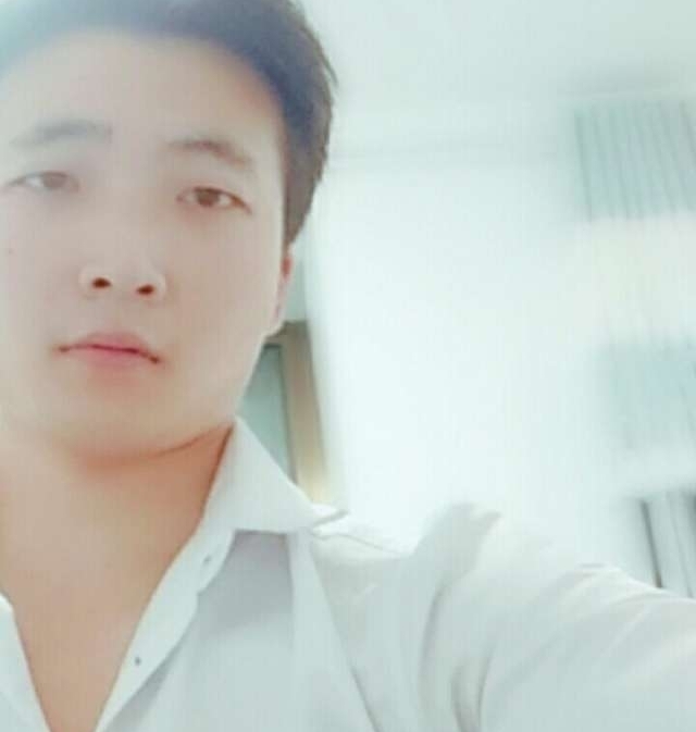 华英雄的第一张照片--安徽认干亲服务网