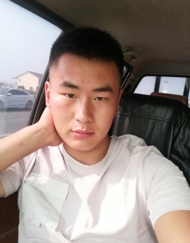 马宏亮的第二张照片--安徽认干亲服务网