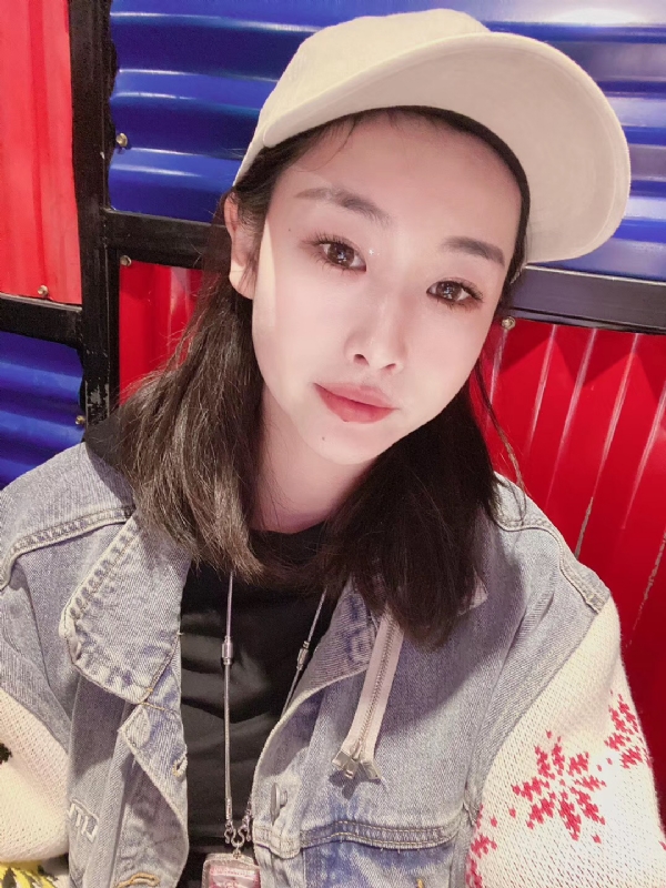 玲珑的第一张照片--安徽认干亲服务网